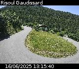 Webcam sur la D186 située sur la route d'accès à la station de ski de Risoul. Caméra située quelques centaines de mètres après le village de Risoul, entre Gaudissart-bas et Gaudissart-haut