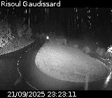 Webcam sur la D186 située sur la route d'accès à la station de ski de Risoul. Caméra située quelques centaines de mètres après le village de Risoul, entre Gaudissart-bas et Gaudissart-haut