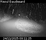 Webcam sur la D186 située sur la route d'accès à la station de ski de Risoul. Caméra située quelques centaines de mètres après le village de Risoul, entre Gaudissart-bas et Gaudissart-haut