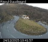 Webcam sur la D186 située sur la route d'accès à la station de ski de Risoul. Caméra située quelques centaines de mètres après le village de Risoul, entre Gaudissart-bas et Gaudissart-haut