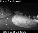 Webcam sur la D186 située sur la route d'accès à la station de ski de Risoul. Caméra située quelques centaines de mètres après le village de Risoul, entre Gaudissart-bas et Gaudissart-haut