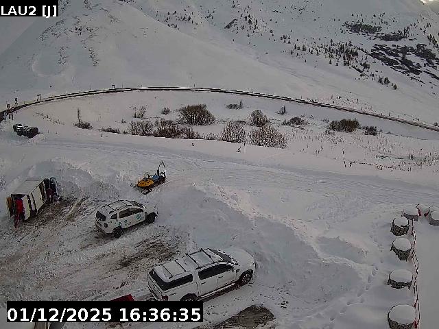 <h2>Caméra routière France - D1091, Parking du Col du Lautaret entre Grenoble et Briançon</h2>