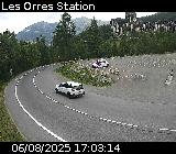 Webcam dans la station des Orres à Pramouton sur la D40. Caméra située au niveau du dernier virage avant le centre station 1650