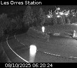 Webcam dans la station des Orres à Pramouton sur la D40. Caméra située au niveau du dernier virage avant le centre station 1650