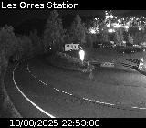 Webcam dans la station des Orres à Pramouton sur la D40. Caméra située au niveau du dernier virage avant le centre station 1650