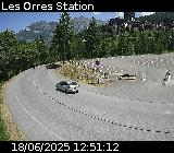 <h2>Webcam dans la station des Orres à Pramouton sur la D40. Caméra située au niveau du dernier virage avant le centre station 1650</h2>