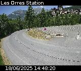 <h2>Webcam dans la station des Orres à Pramouton sur la D40. Caméra située au niveau du dernier virage avant le centre station 1650</h2>