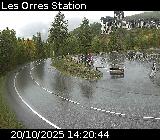 Webcam dans la station des Orres à Pramouton sur la D40. Caméra située au niveau du dernier virage avant le centre station 1650