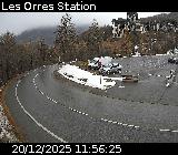 Webcam dans la station des Orres à Pramouton sur la D40. Caméra située au niveau du dernier virage avant le centre station 1650