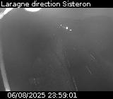 Webcam à Laragne sur la D1075 à la frontière entre les Hautes-Alpes et les Alpes-de-Haute-Provence. Vue orientée vers Sisteron