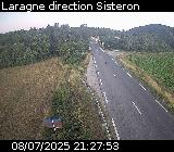 Webcam à Laragne sur la D1075 à la frontière entre les Hautes-Alpes et les Alpes-de-Haute-Provence. Vue orientée vers Sisteron