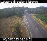 Webcam à Laragne sur la D1075 à la frontière entre les Hautes-Alpes et les Alpes-de-Haute-Provence. Vue orientée vers Sisteron
