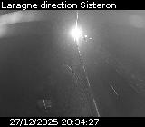 Webcam à Laragne sur la D1075 à la frontière entre les Hautes-Alpes et les Alpes-de-Haute-Provence. Vue orientée vers Sisteron