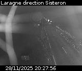Webcam à Laragne sur la D1075 à la frontière entre les Hautes-Alpes et les Alpes-de-Haute-Provence. Vue orientée vers Sisteron