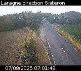 Webcam à Laragne sur la D1075 à la frontière entre les Hautes-Alpes et les Alpes-de-Haute-Provence. Vue orientée vers Sisteron