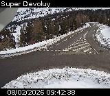 <h2>Webcam à l'entrée de la station Super Devoluy. Vue orientée vers la sortie de la station</h2>