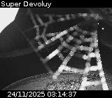 Webcam à l'entrée de la station Super Devoluy. Vue orientée vers la sortie de la station